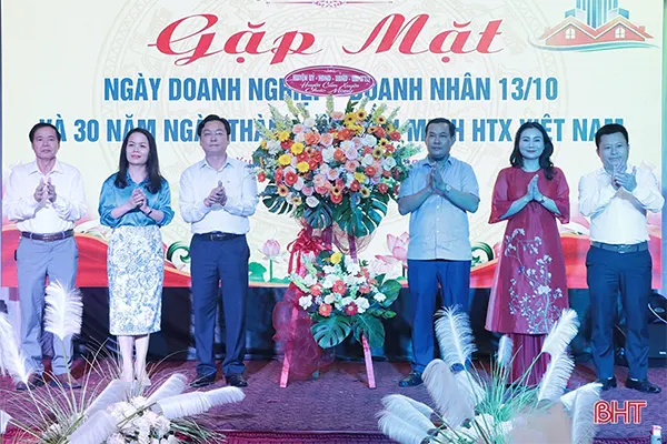 Gặp mặt doanh nhân Cẩm Xuyên